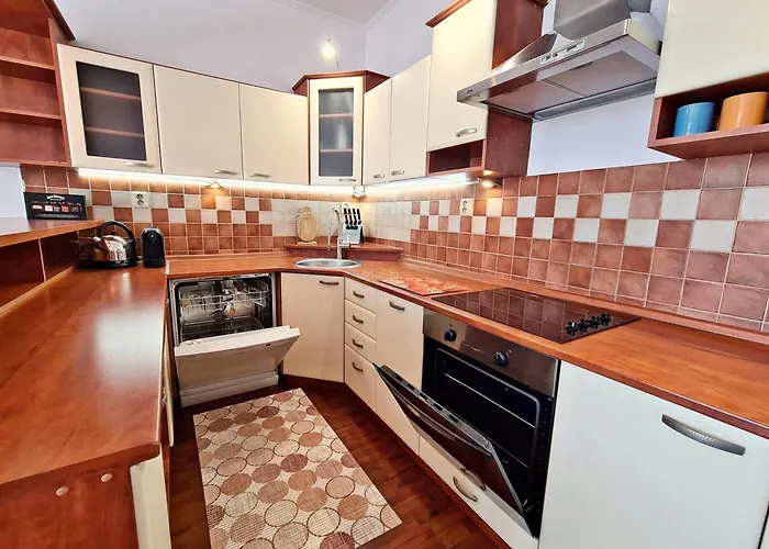 Cozy Lair Apartment Kosice